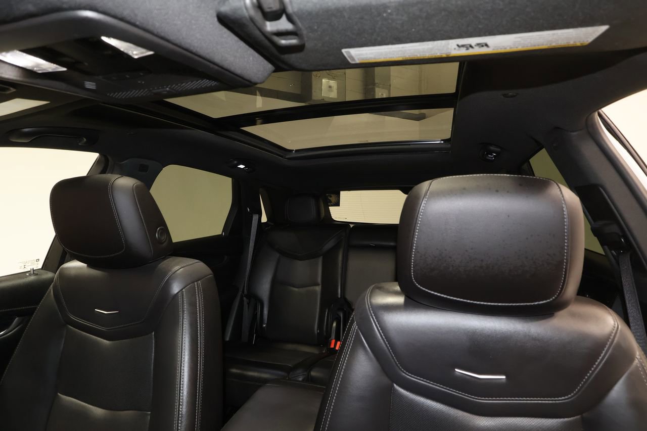 Used 2022 Cadillac XT5 Premium Luxury image 17
