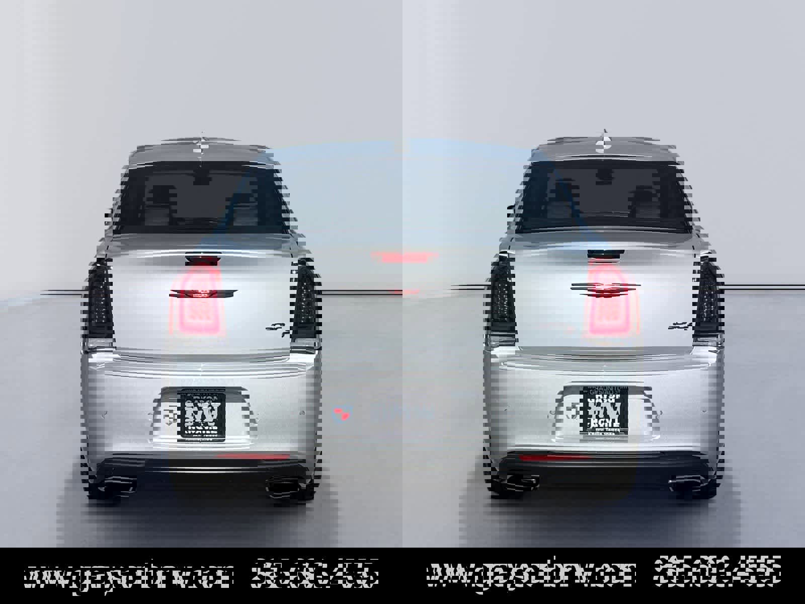 Used 2023 Chrysler 300 S w/ Comfort Group image 4