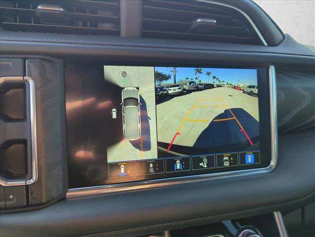 Used 2022 GMC Yukon Denali AWD/4WD image 10