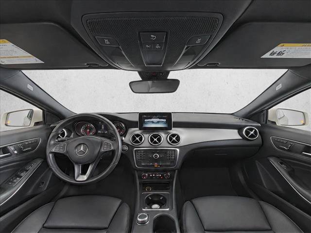 Used 2017 Mercedes-Benz GLA 250 image 26