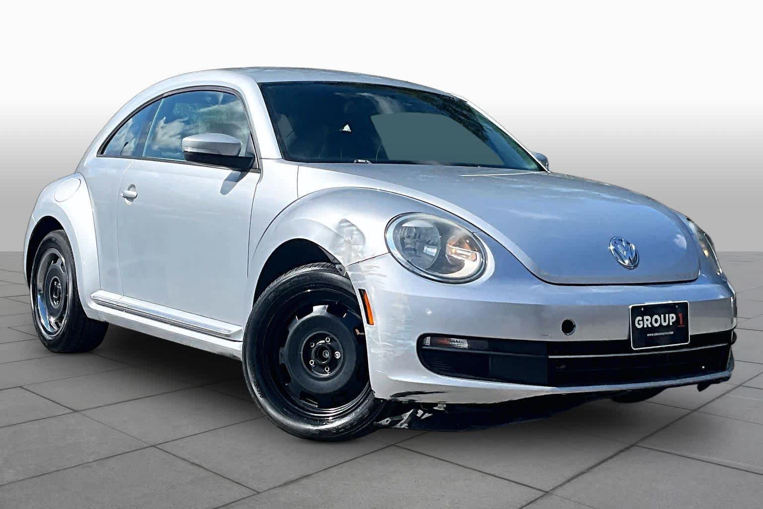 Used 2012 Volkswagen Beetle 2.5 FWD video 2