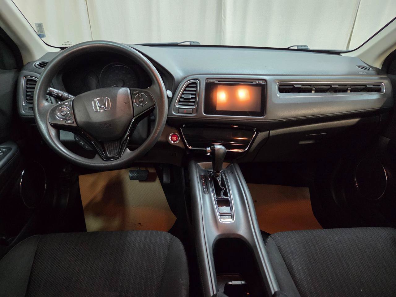 Used 2018 Honda HR-V EX image 19