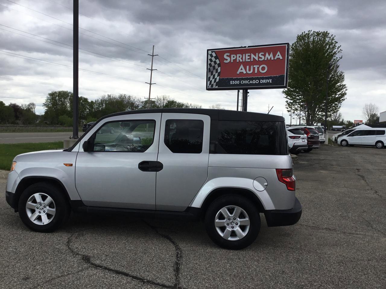 Used 2011 Honda Element EX image 11