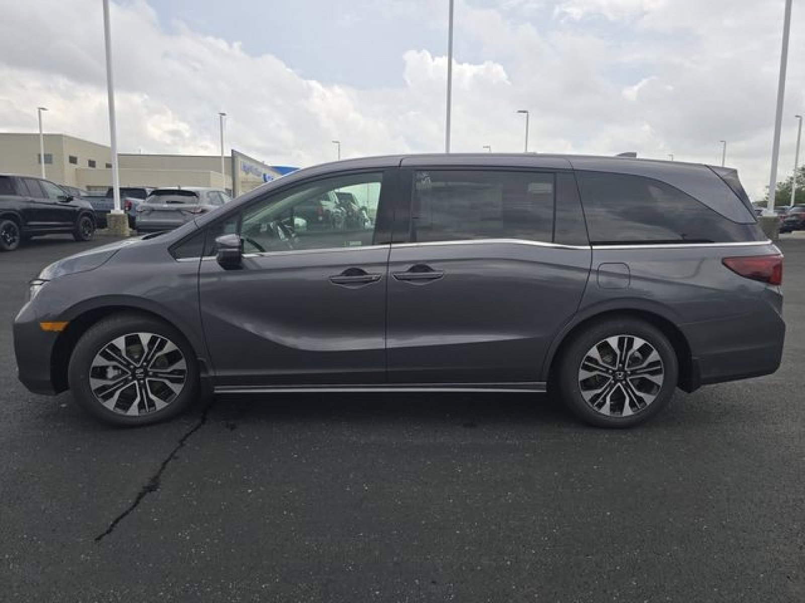 New 2026 Honda Odyssey Elite image 8