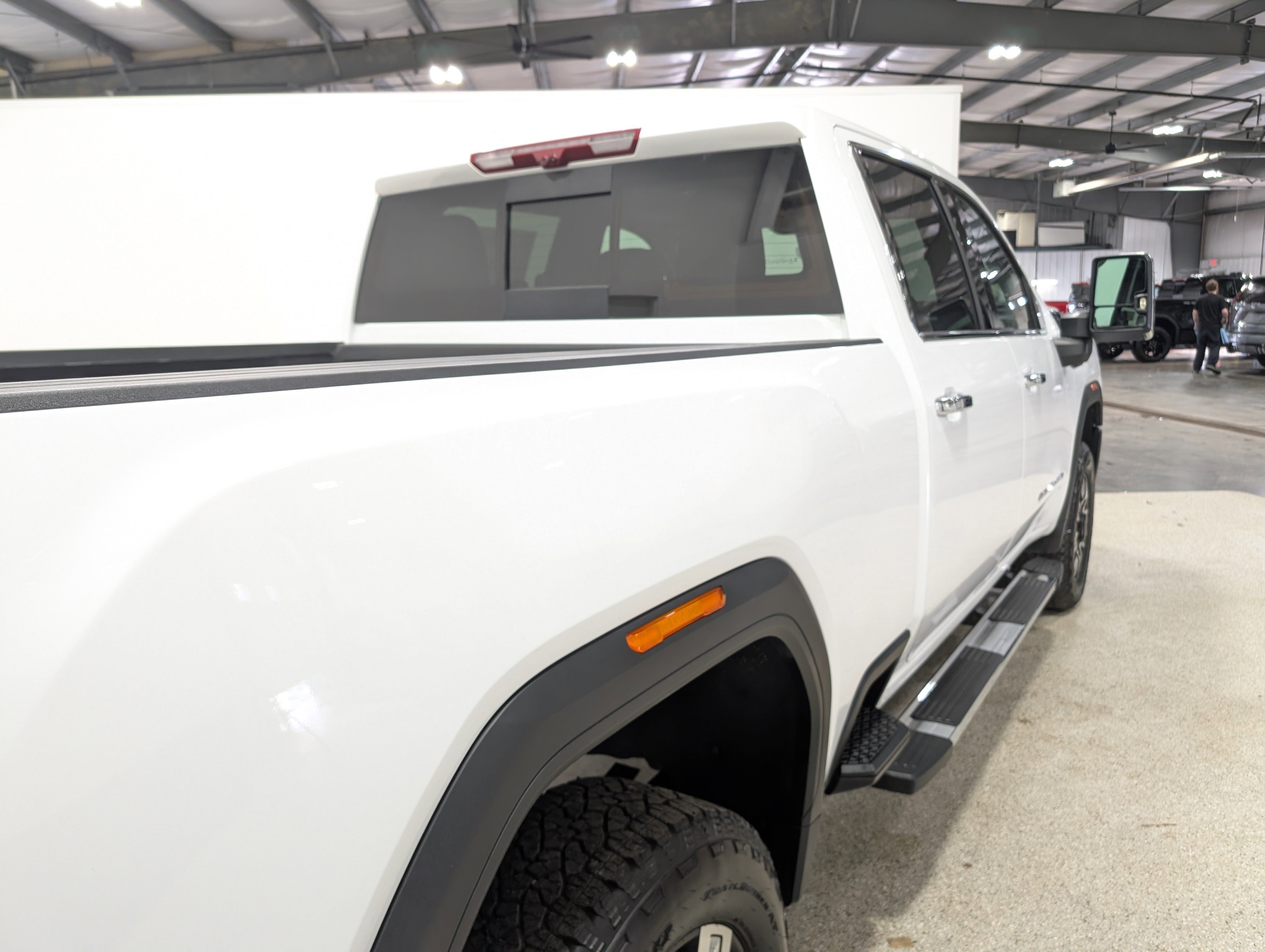 Used 2025 GMC Sierra 3500 Denali w/ Denali Reserve Package AWD/4WD image 3
