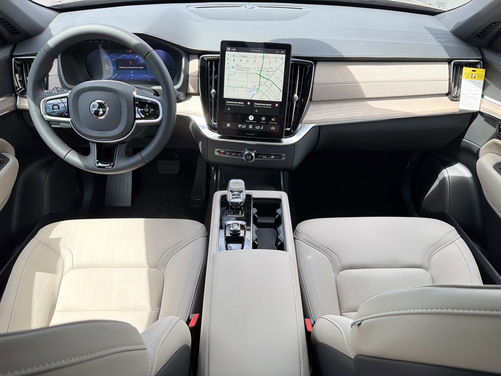 New 2026 Volvo XC90 B6 Plus AWD/4WD image 7