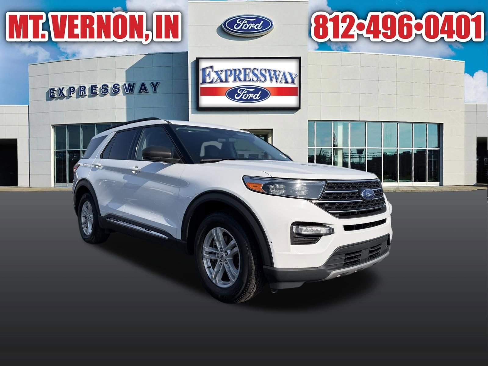 Used 2024 Ford Explorer XLT w/ Equipment Group 202A RWD image 4