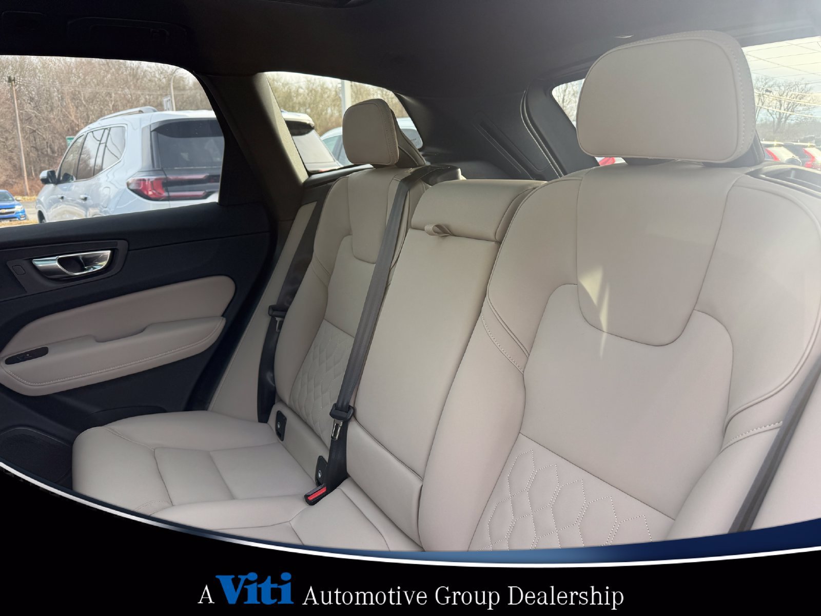 Used 2026 Volvo XC60 B5 Plus w/ Protection Package Premier AWD/4WD image 15