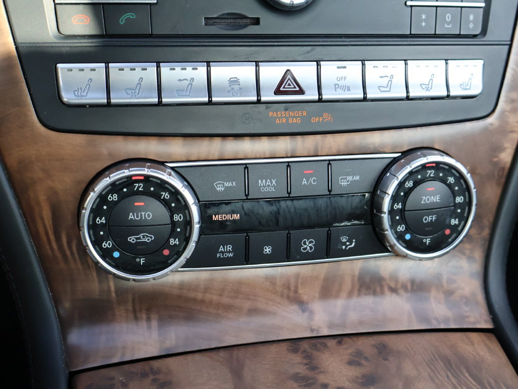 Certified 2020 Mercedes-Benz SL 550 image 27