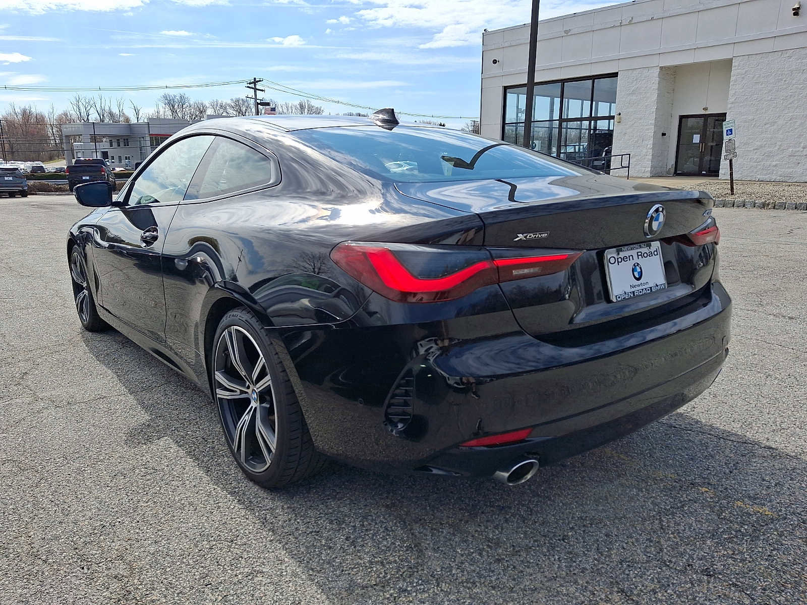 Used 2021 BMW 430i xDrive Coupe w/ Premium Package AWD/4WD image 4