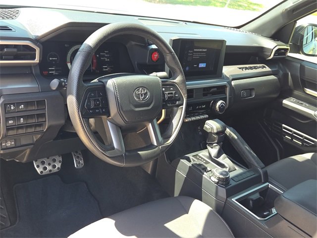 Used 2024 Toyota Tacoma TRD Off-Road image 17