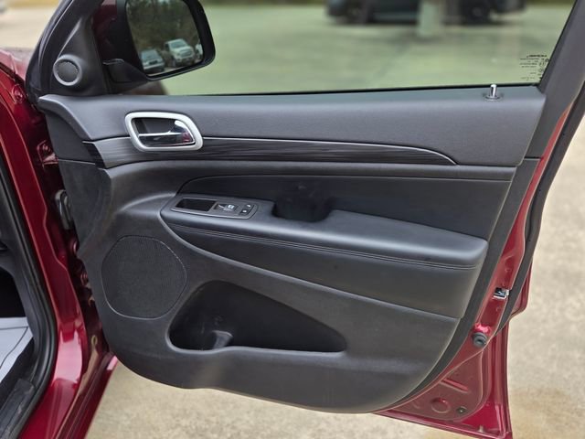 Used 2021 Jeep Grand Cherokee Laredo X image 14