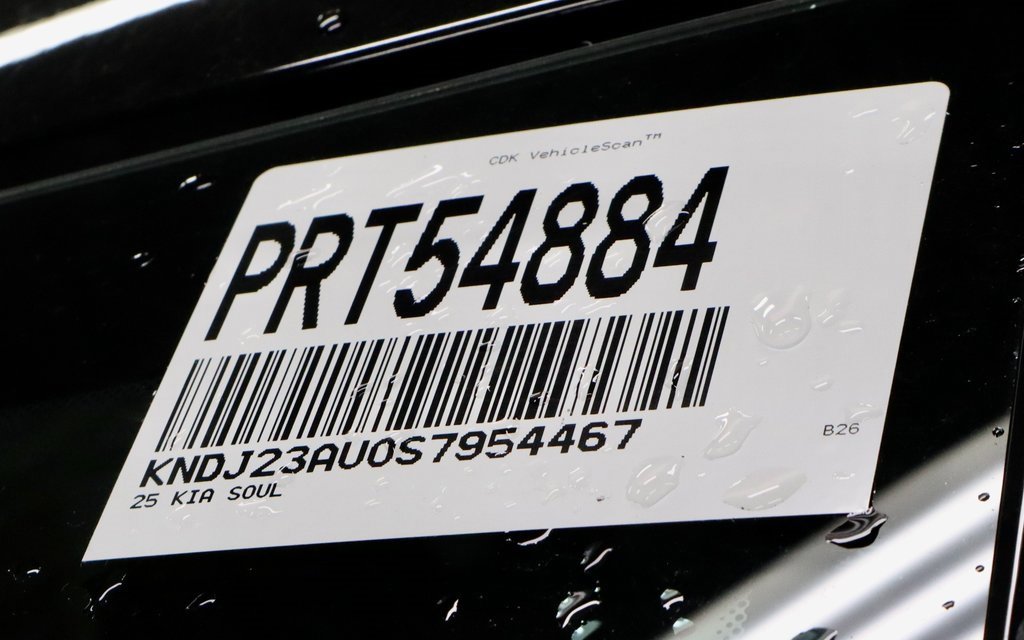 Used 2025 Kia Soul LX image 32