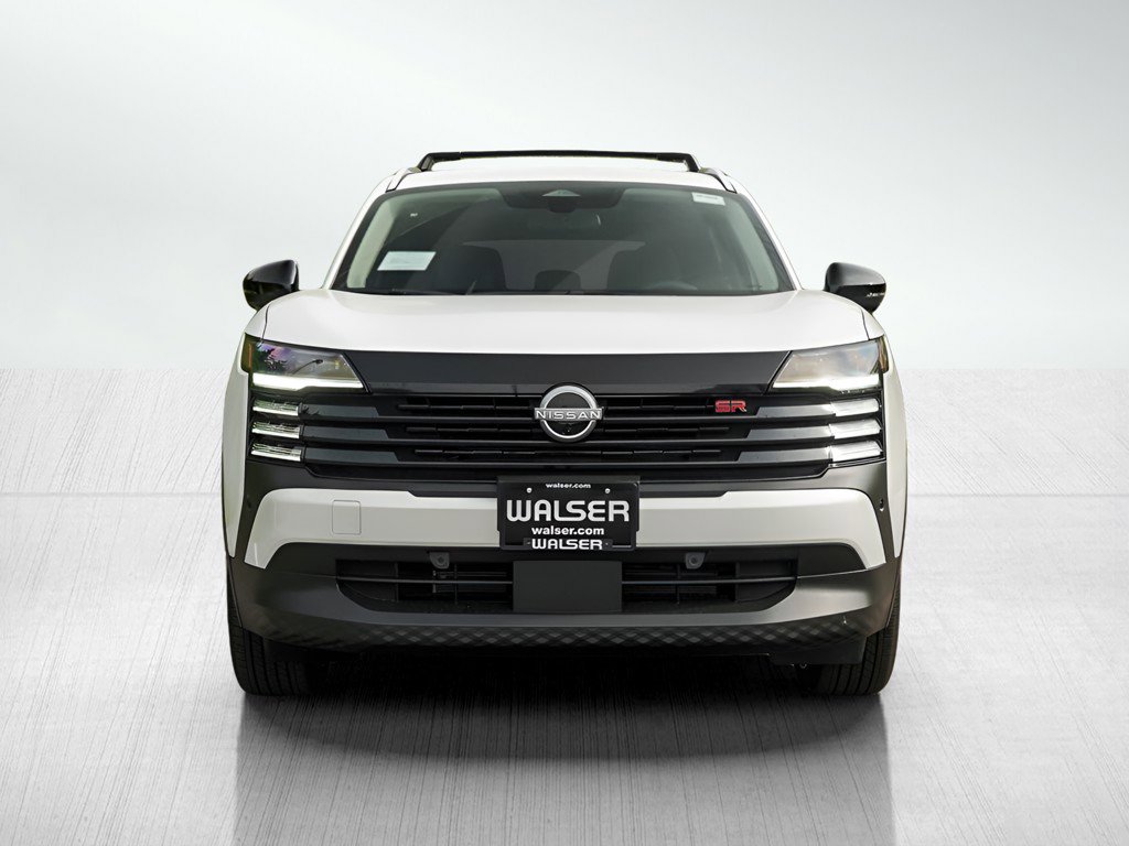 New 2026 Nissan Kicks SR w/ Cold Weather Package image 2