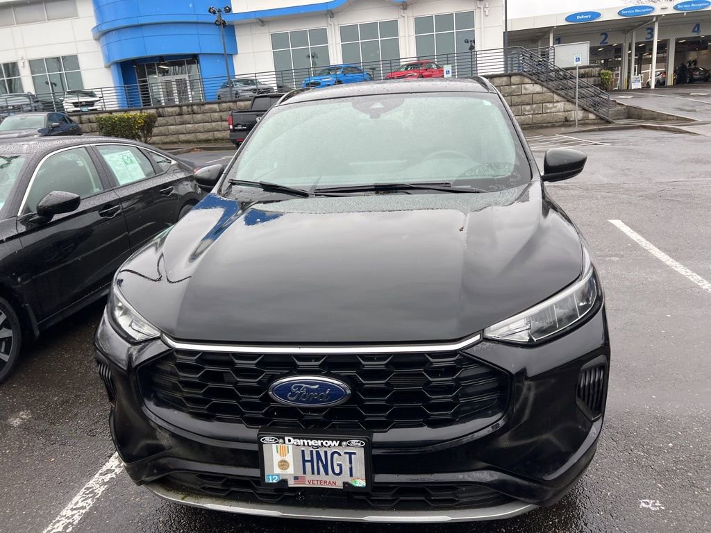 Used 2023 Ford Escape ST-Line w/ Tech Pack #1 image 2