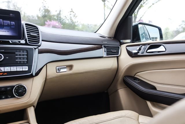 Used 2018 Mercedes-Benz GLE 43 AMG 4MATIC image 32