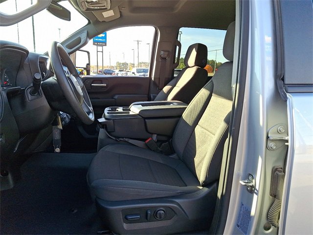 Certified 2023 Chevrolet Silverado 2500 Custom w/ Custom Value Package image 13