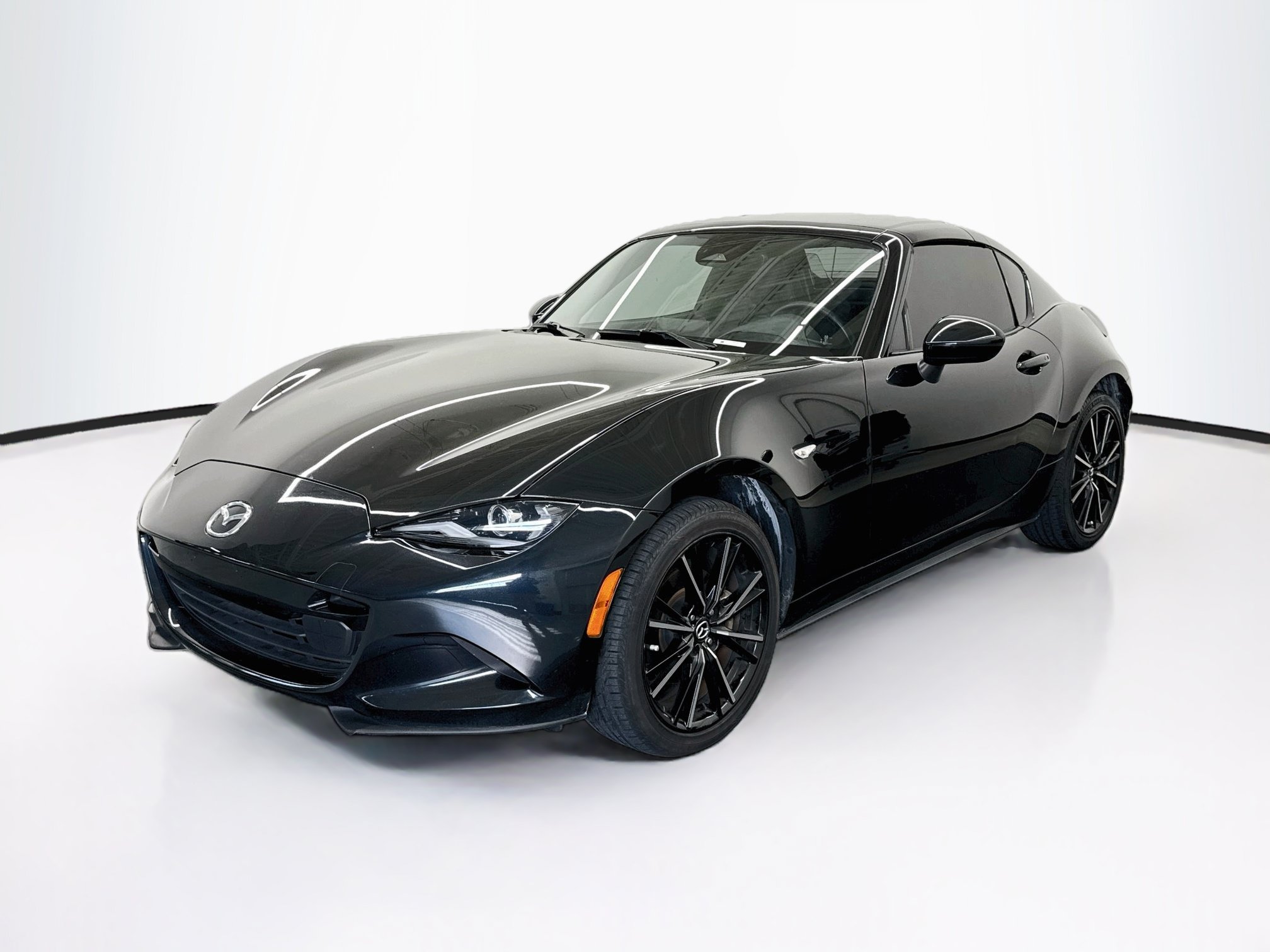 Used 2025 MAZDA MX-5 Miata RF Grand Touring RWD image 3