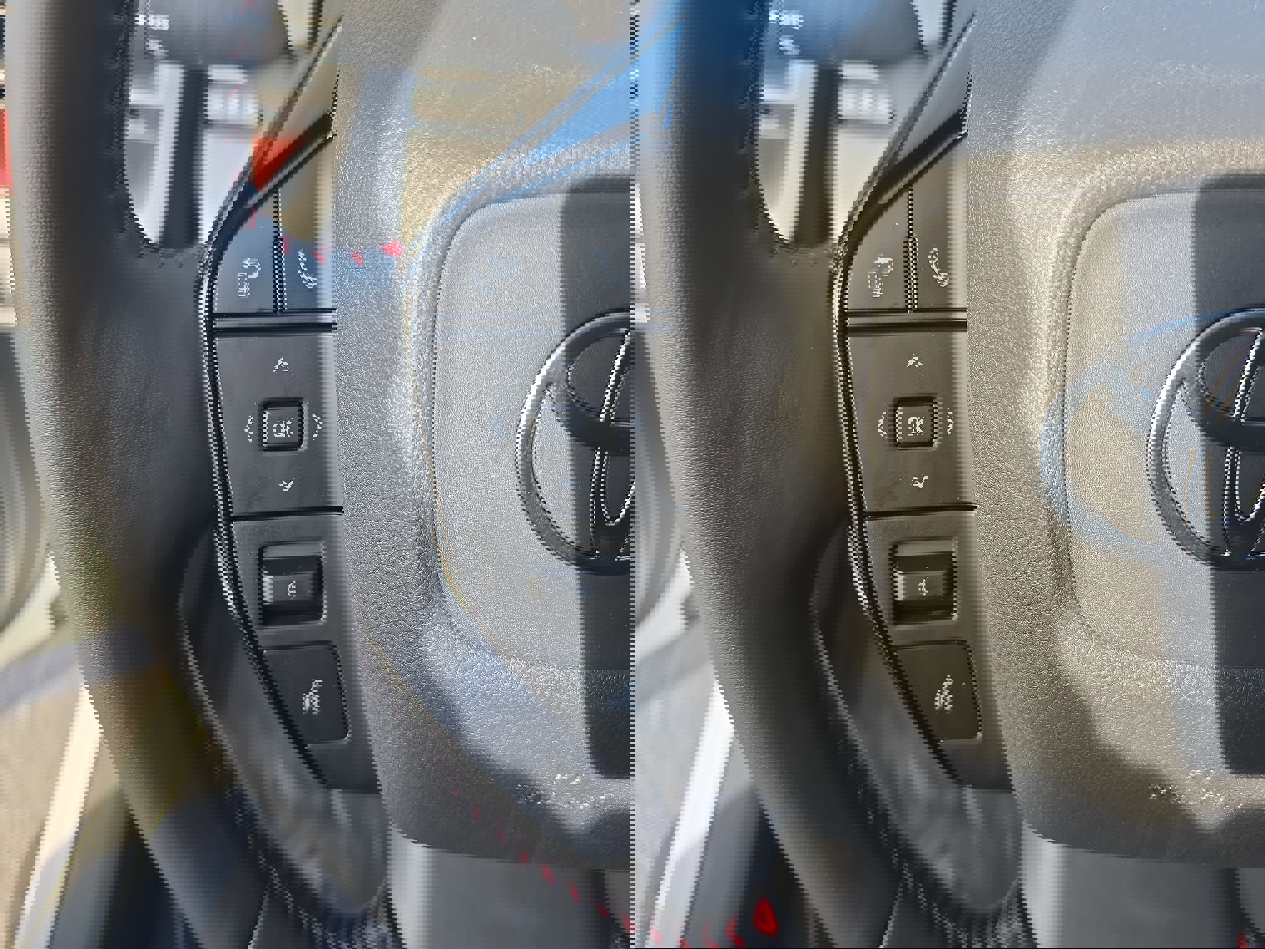 Used 2024 Toyota Prius Prime Premium image 19