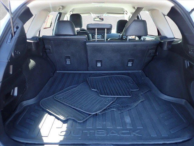 Used 2016 Subaru Outback 2.5i Limited w/ Popular Package #4 AWD/4WD image 8