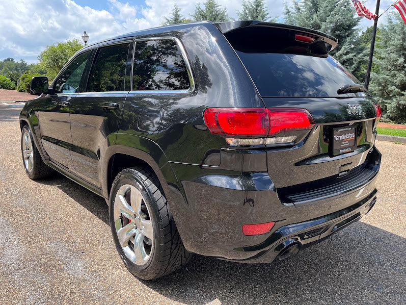 Used 2015 Jeep Grand Cherokee SRT AWD/4WD image 36