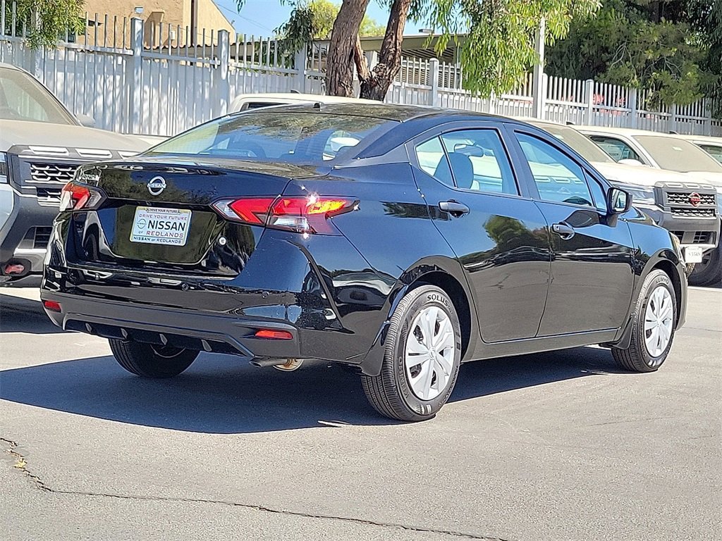 New 2025 Nissan Versa S w/ Trunk Package image 2