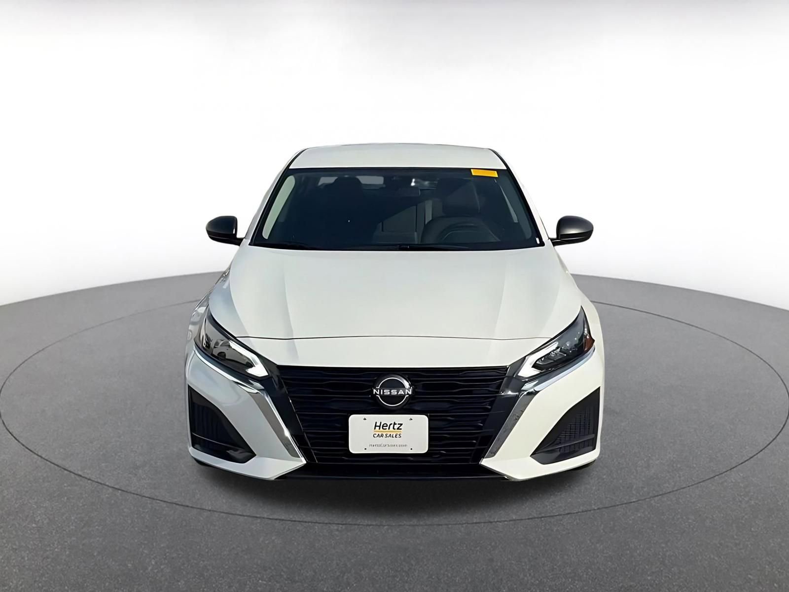 Used 2025 Nissan Altima 2.5 SV FWD image 4