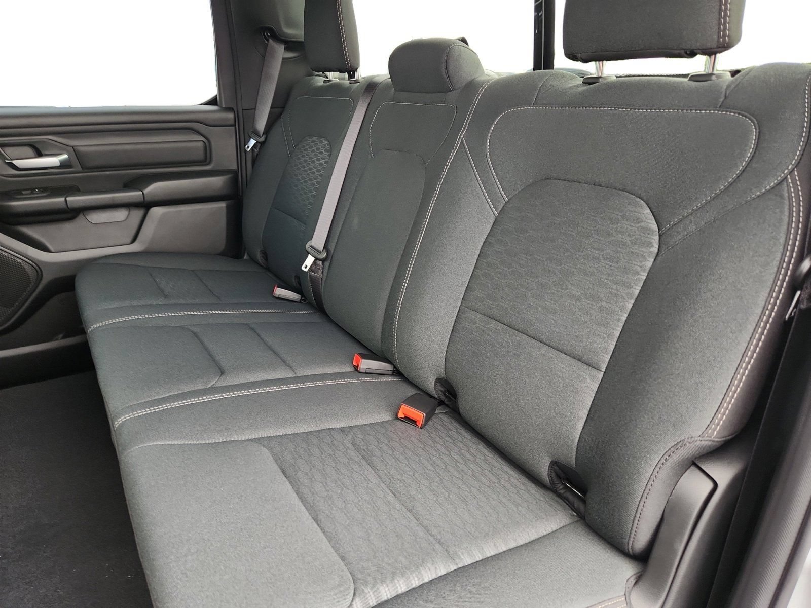 New 2026 RAM 1500 Express AWD/4WD image 23
