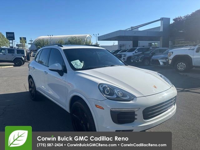 Used 2017 Porsche Cayenne S AWD/4WD image 4