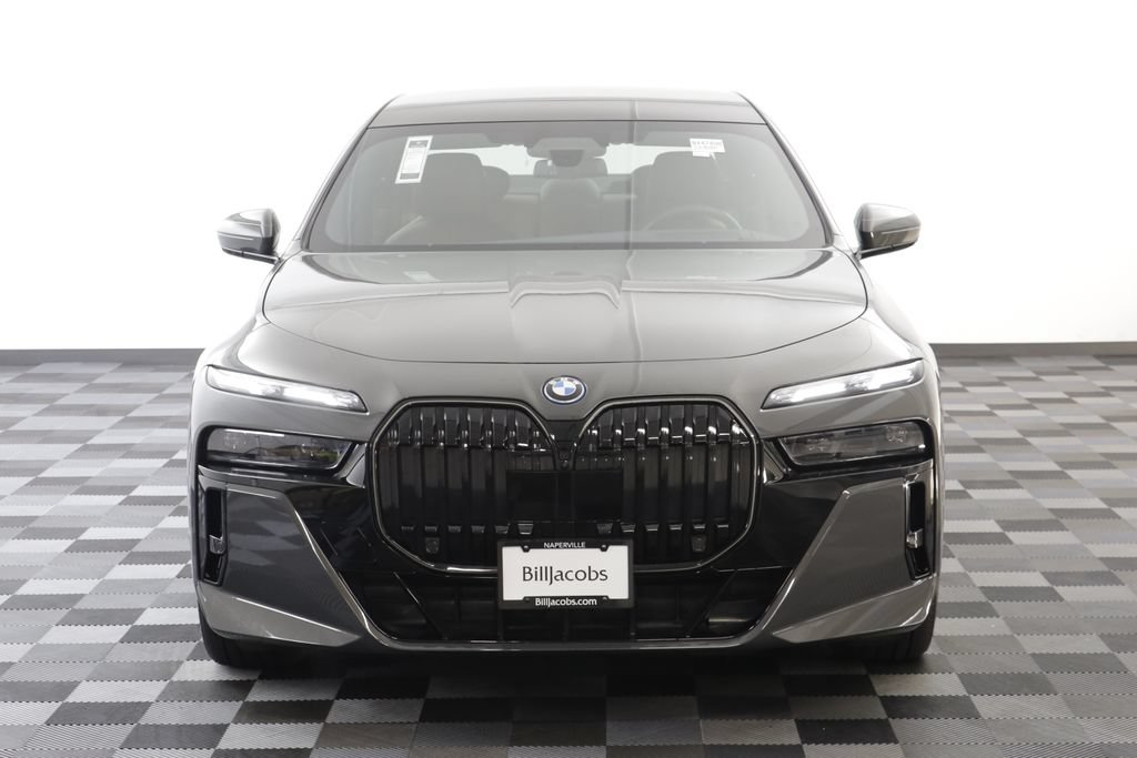 Used 2026 BMW 750e xDrive w/ Executive Package AWD/4WD image 26