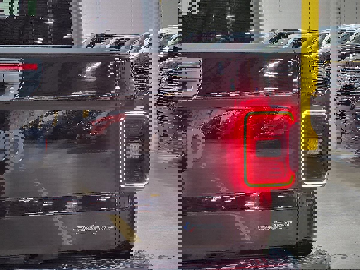 Used 2021 Jeep Gladiator Sport image 22