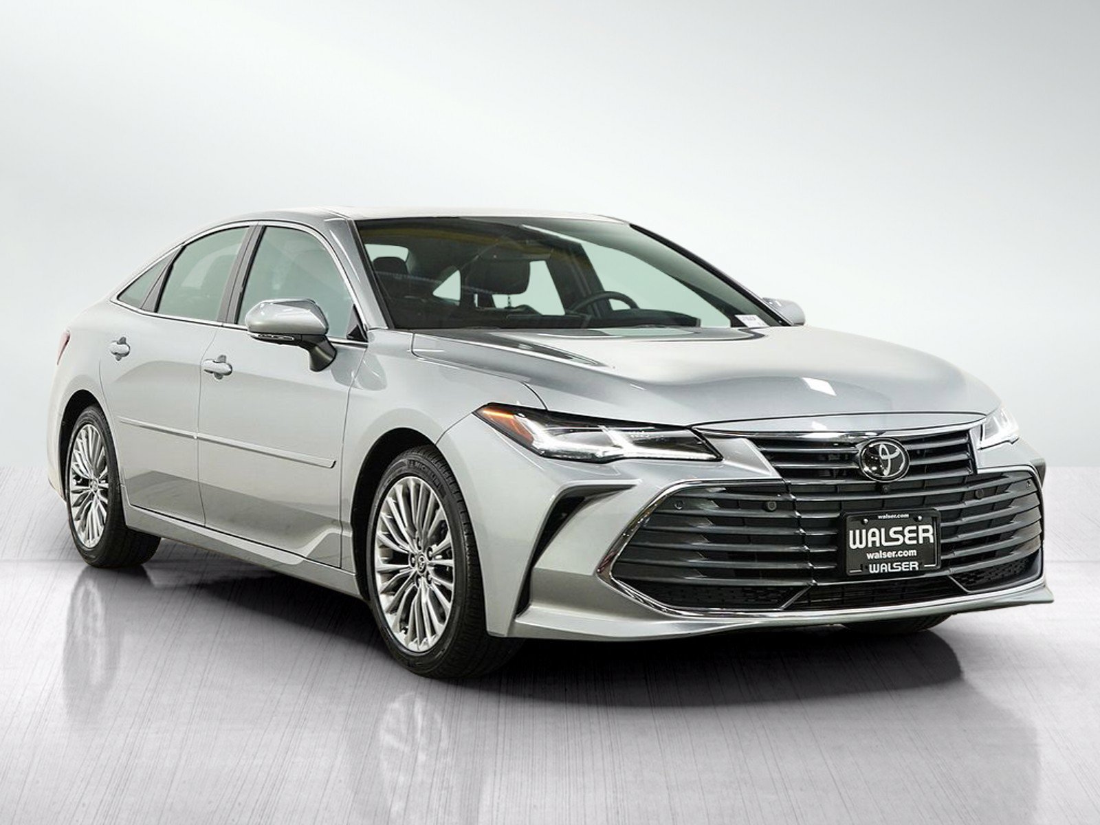 Used 2021 Toyota Avalon Limited w/ Advanced Safety Package FWD image 7