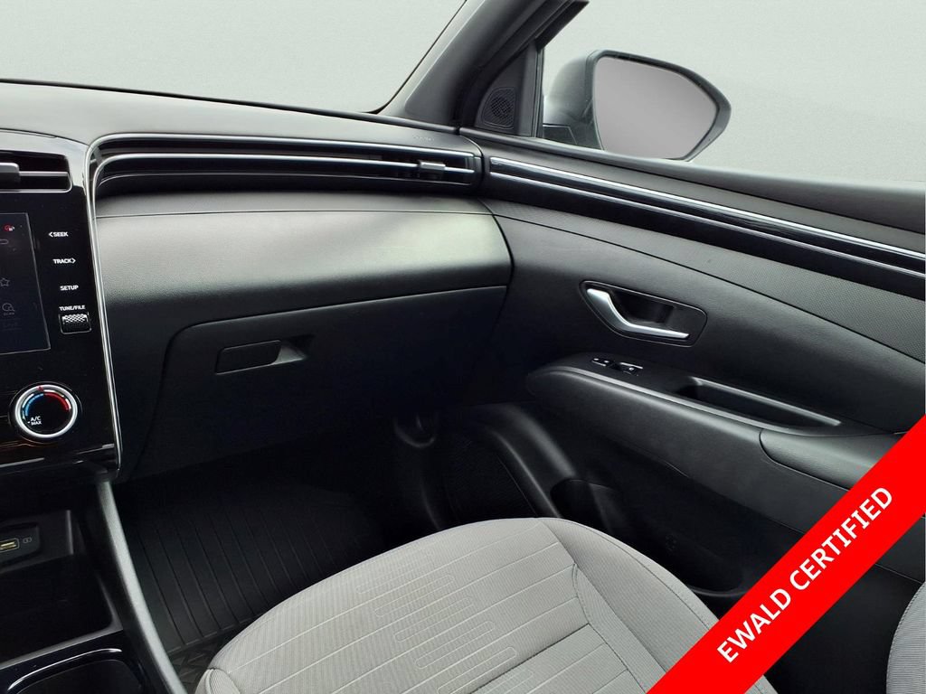 Used 2023 Hyundai Santa Cruz SEL AWD/4WD image 17