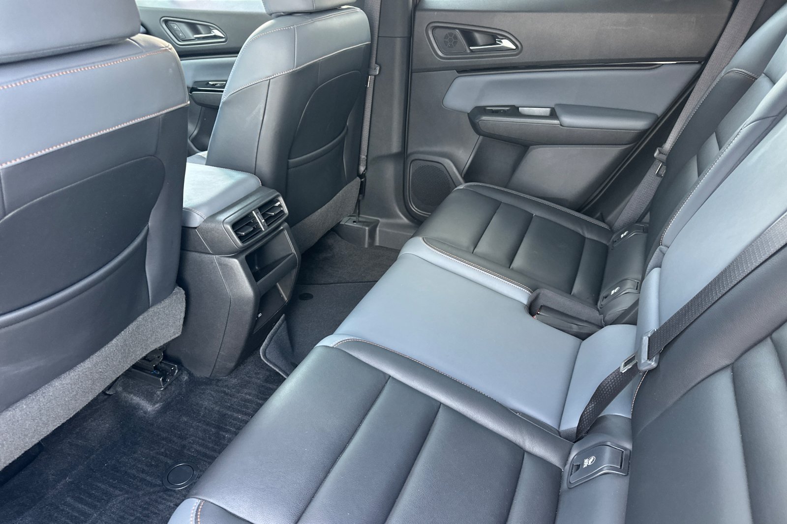 Used 2024 Honda Prologue Touring image 12
