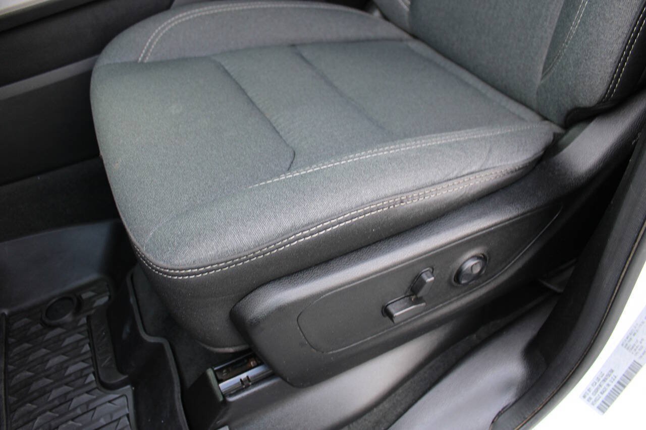 Used 2021 RAM 1500 Big Horn AWD/4WD image 26