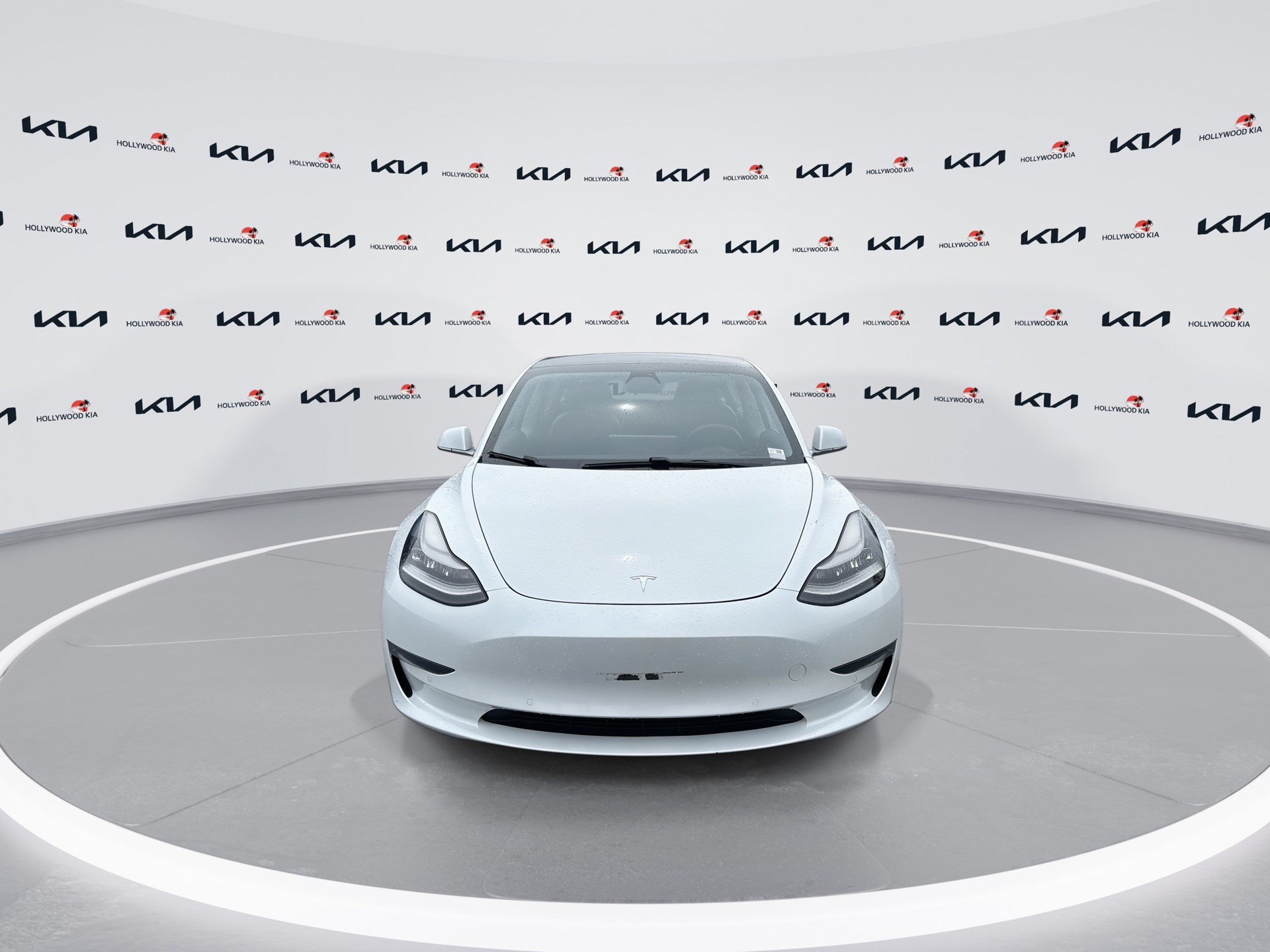 Used 2019 Tesla Model 3 Long Range RWD image 3