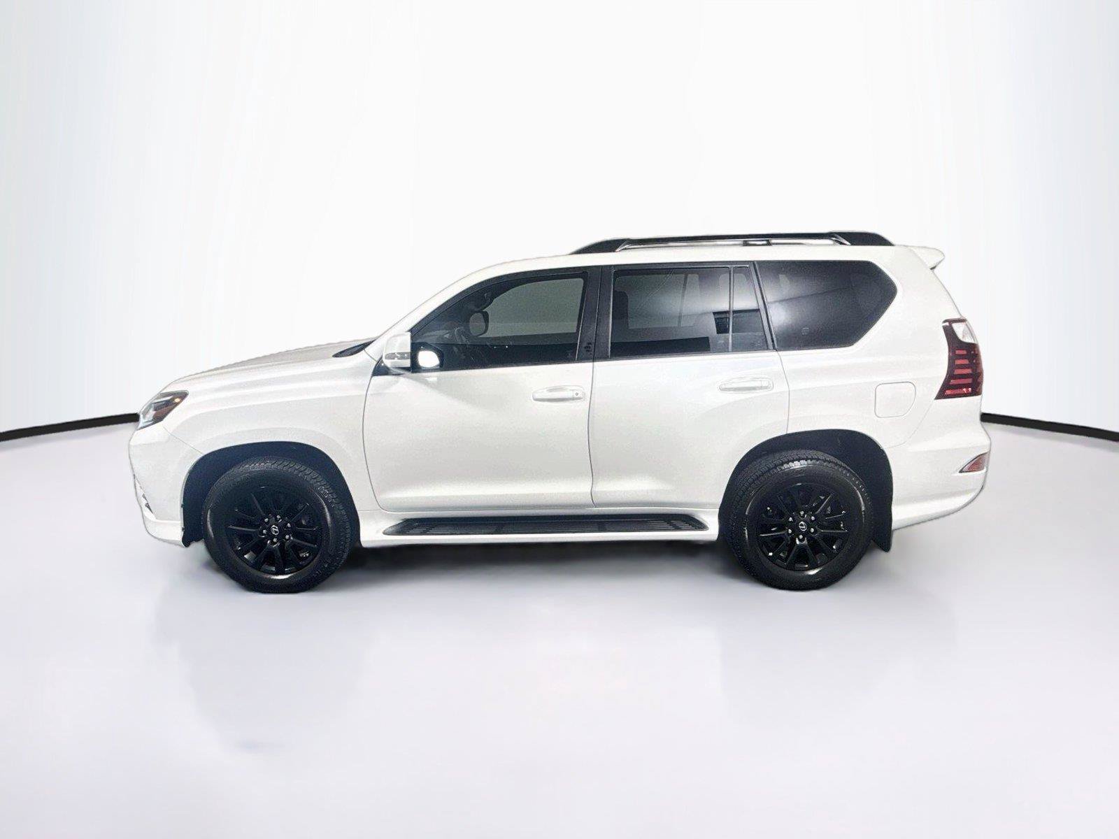 Used 2022 Lexus GX 460 w/ Black Line Special Edition AWD/4WD image 4