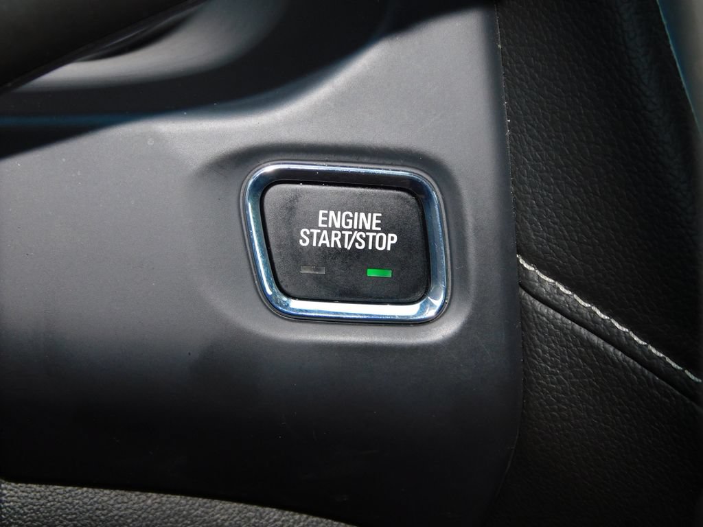 Used 2023 GMC Acadia SLE w/ Driver Convenience Package FWD image 40