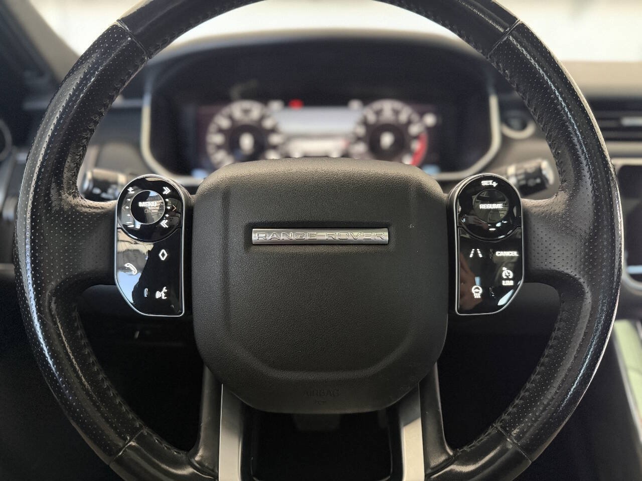 Used 2018 Land Rover Range Rover Sport HSE AWD/4WD image 26