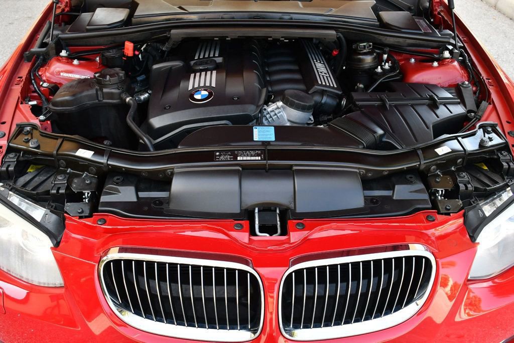 Used 2011 BMW 328i Convertible image 70