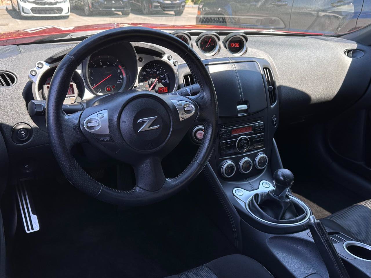 Used 2014 Nissan 370Z Coupe w/ Sport Package RWD image 2
