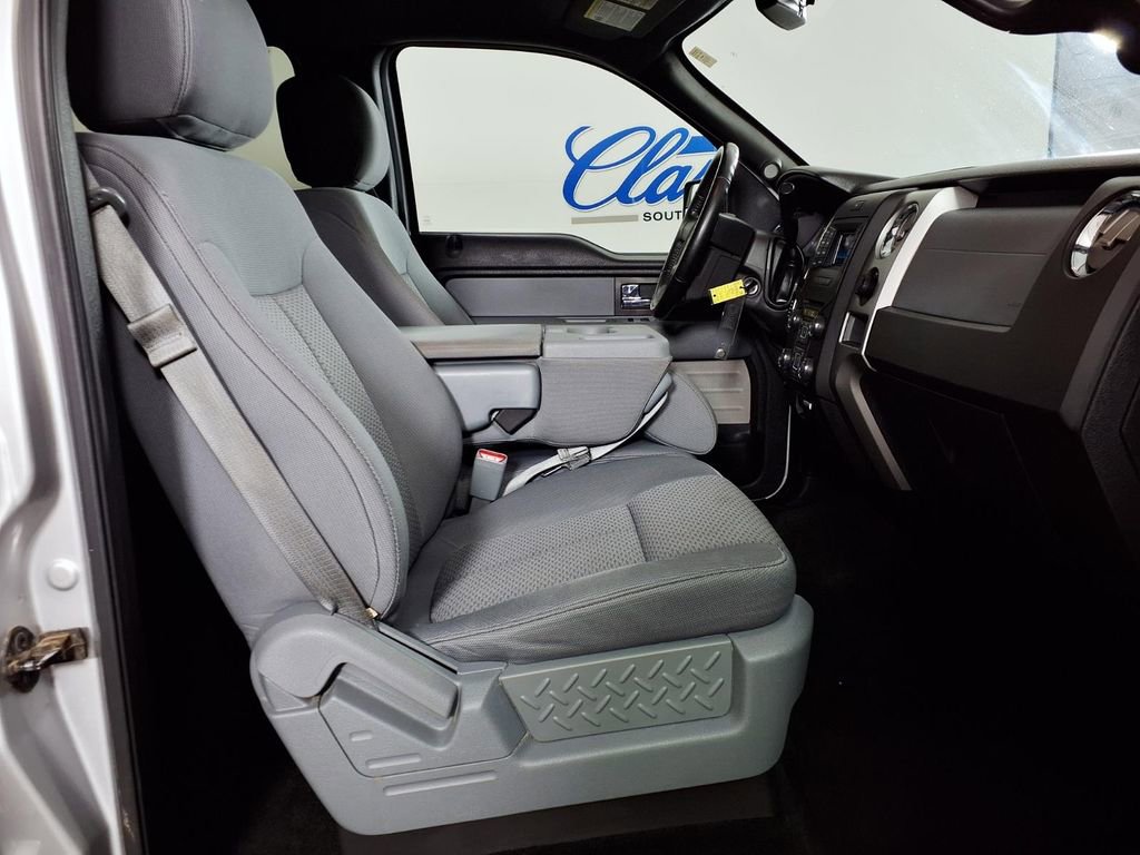 Used 2013 Ford F150 XLT w/ XLT Chrome Pkg RWD image 12