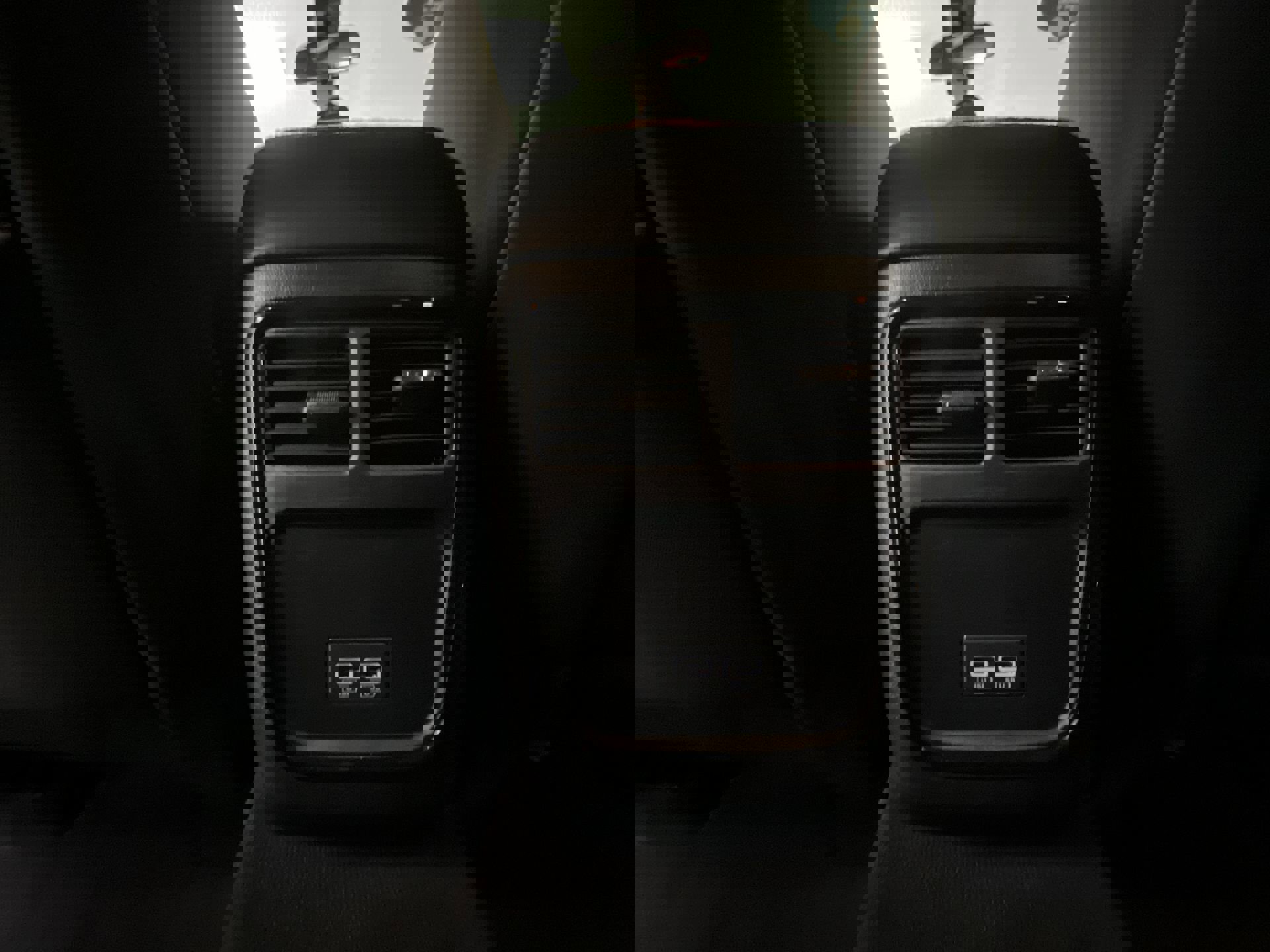 Used 2021 Dodge Charger SXT w/ Blacktop Package image 88