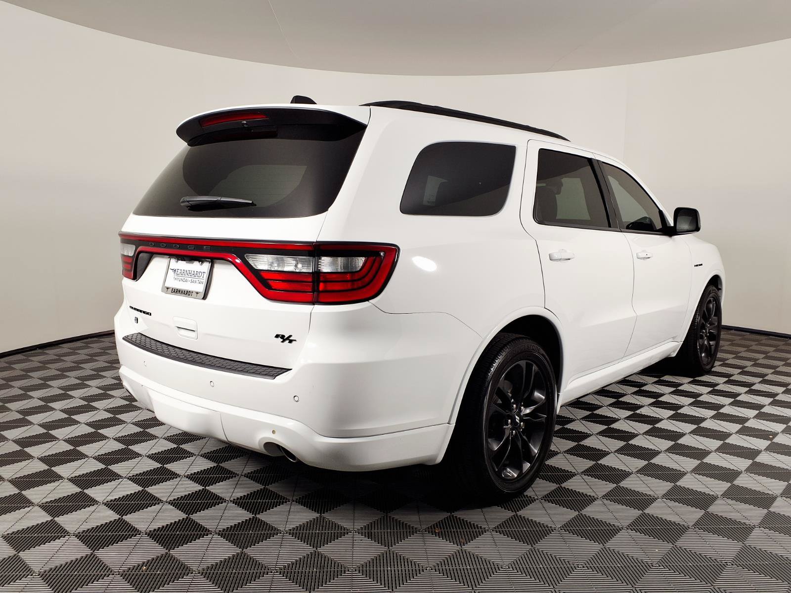 Used 2025 Dodge Durango R/T w/ Blacktop Package AWD/4WD image 4