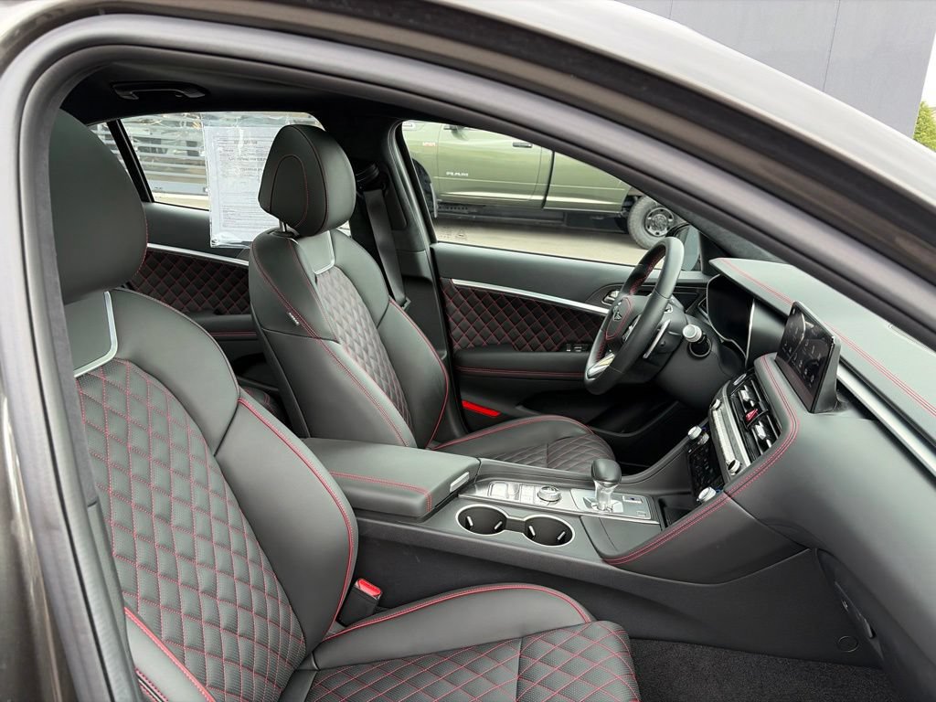 Used 2024 Genesis G70 3.3T Advanced w/ Sport Prestige Package AWD/4WD image 9