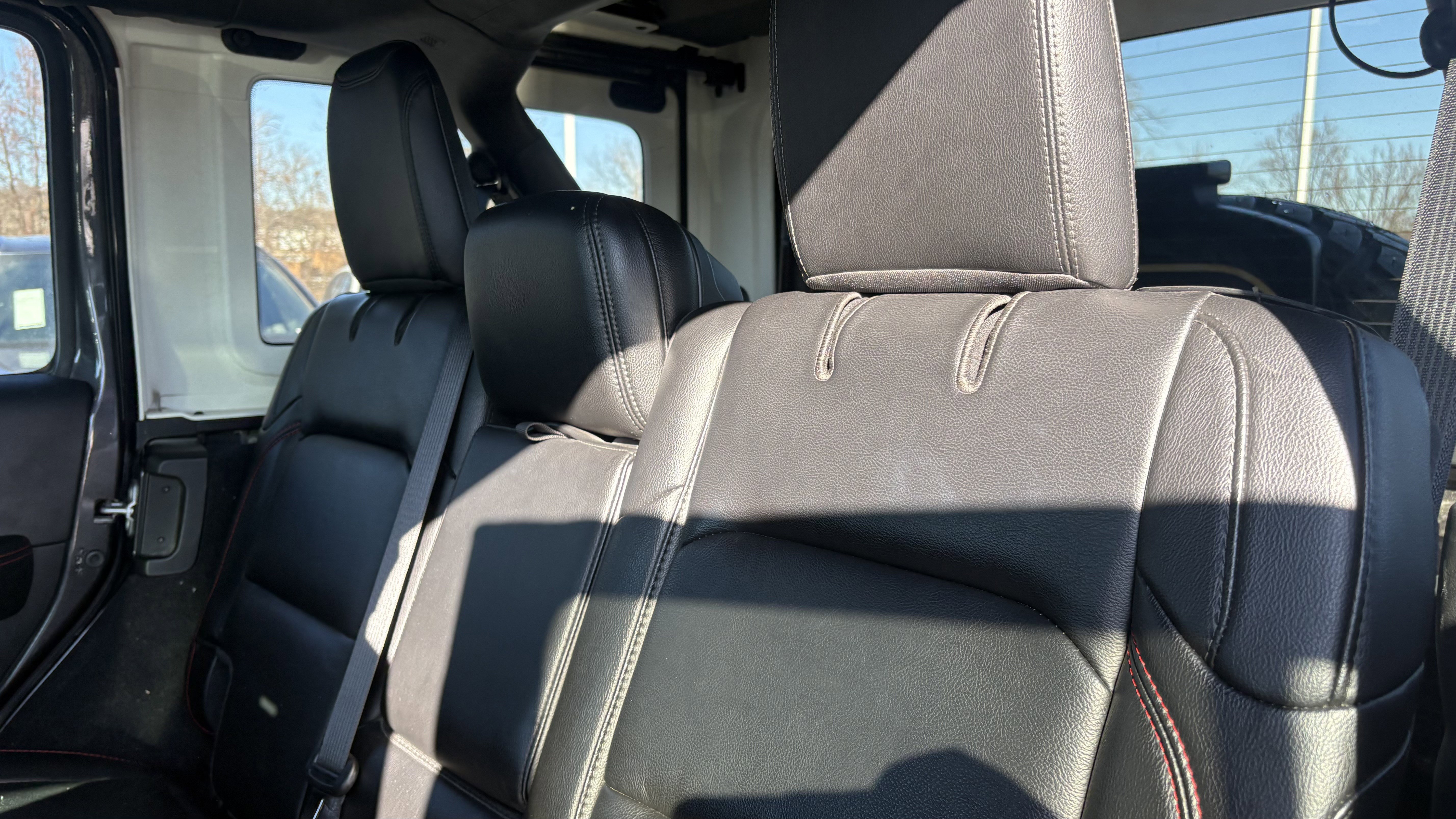 Used 2020 Jeep Wrangler Unlimited Rubicon image 31