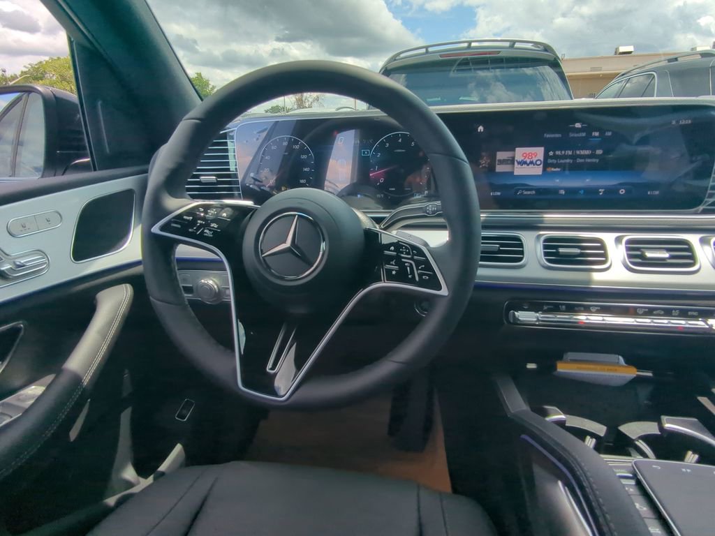 New 2025 Mercedes-Benz GLE 450 4MATIC image 3