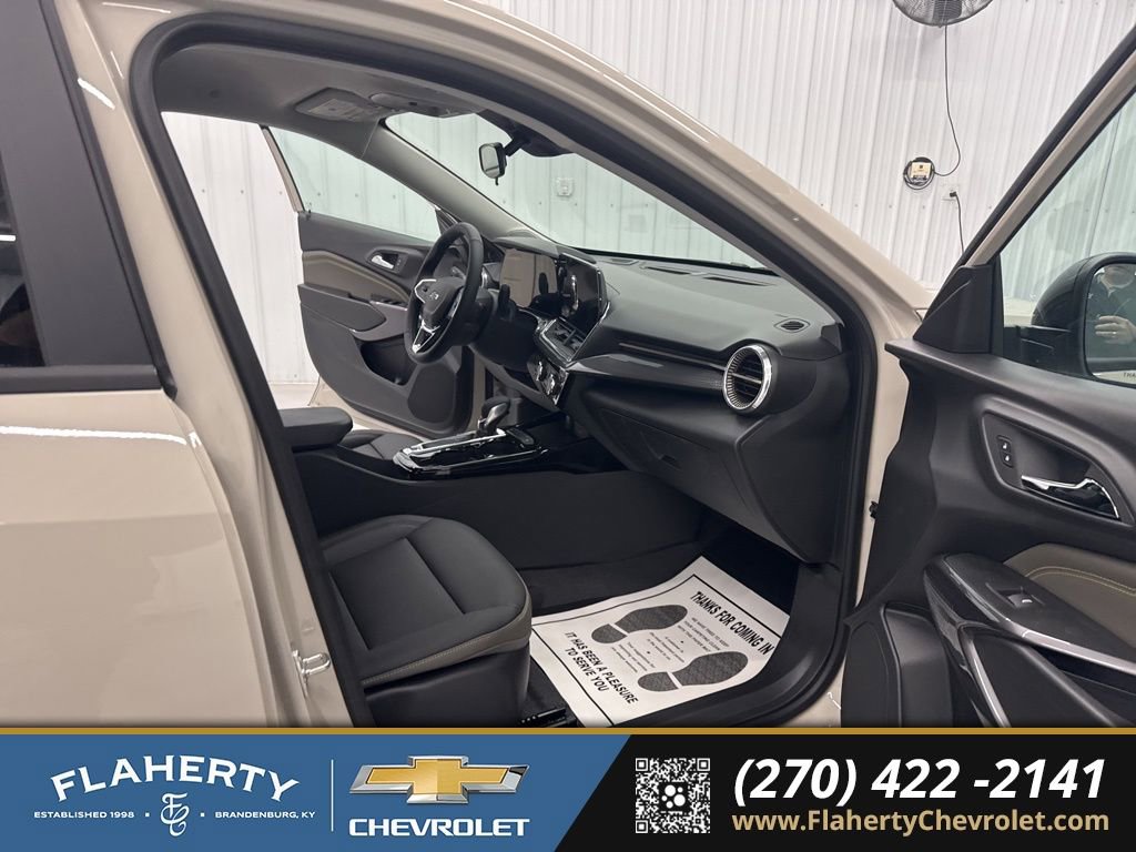 New 2026 Chevrolet Trax ACTIV w/ Driver Confidence Package image 14
