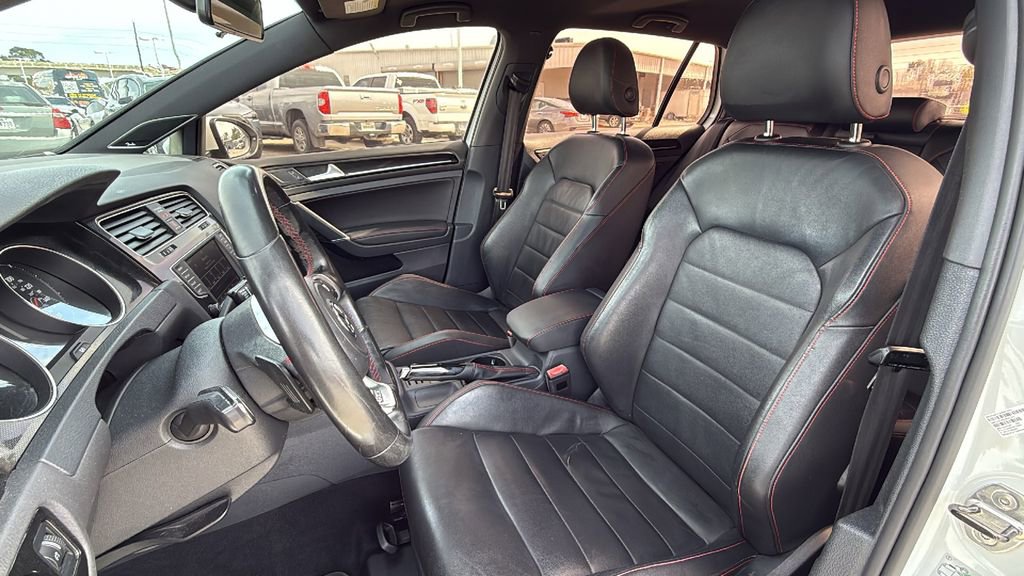 Used 2016 Volkswagen GTI SE w/ Lighting Package (SEL) FWD image 14