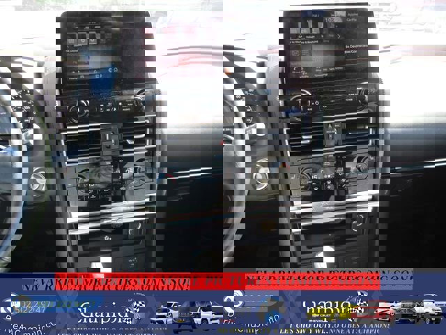 Used 2022 Nissan Armada SL image 19